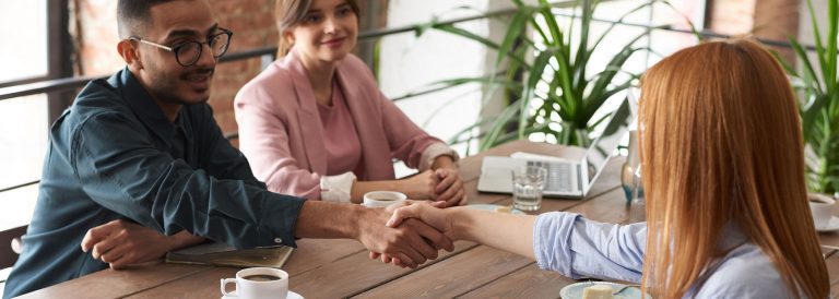 How to Write a Job Description That Attracts the Right People